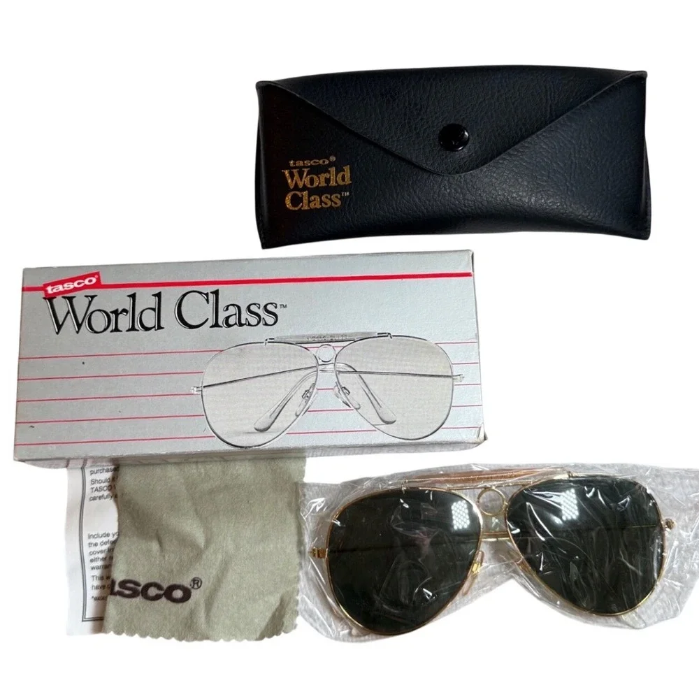 Vintage '92 TASCO World Class Aviator Sunglasses 1137S Gold Smoke Lens NOS w Box
